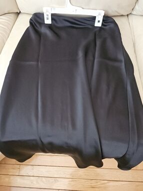 Club Monaco Black Satin A-Line Skirt